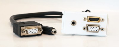 CYB centrumbricka med HDMI, VGA Ljud Hona - Hona, 10cm, 40cm kablage