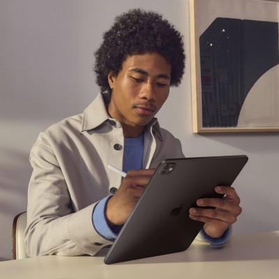 Apple iPad Pro 11-tum M5 Wi-Fi 2 TB med standardglas - Rymdsvart#3