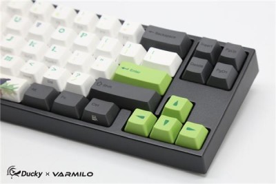 Ducky x Varmilo MIYA-Pro Panda TKL Cherry MX Brown, Green & White PBT keycaps, nordiskt#3