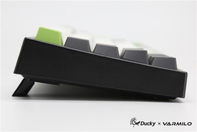 Ducky x Varmilo MIYA-Pro Panda TKL Cherry MX Brown, Green & White PBT keycaps, nordiskt#4